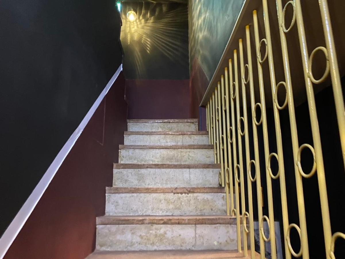 良文旅2館ryou Hotel Vintage - II Tainan Esterno foto