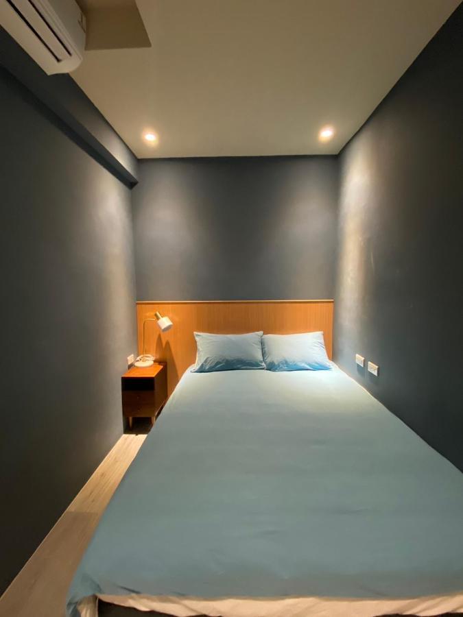 良文旅2館ryou Hotel Vintage - II Tainan Esterno foto